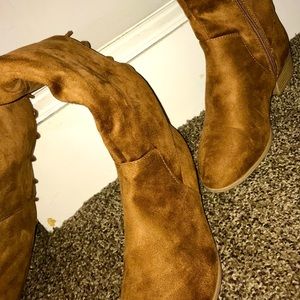 Knee High Fall/Winter Boot Pre Loved Size 9